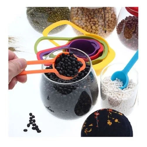 Conjunto de Colher/ Xicaras Kit Com 6 Peças